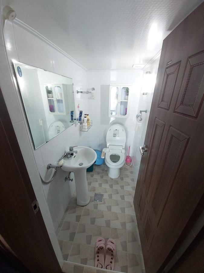 Hotel Feeling Good House Jeju Esterno foto
