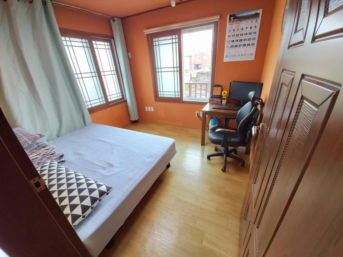 Hotel Feeling Good House Jeju Esterno foto