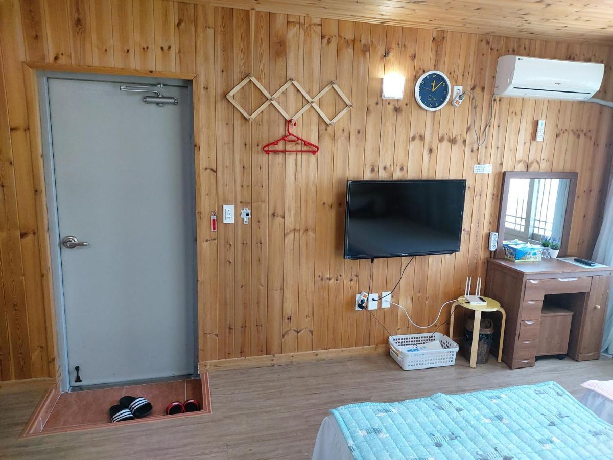 Hotel Feeling Good House Jeju Esterno foto